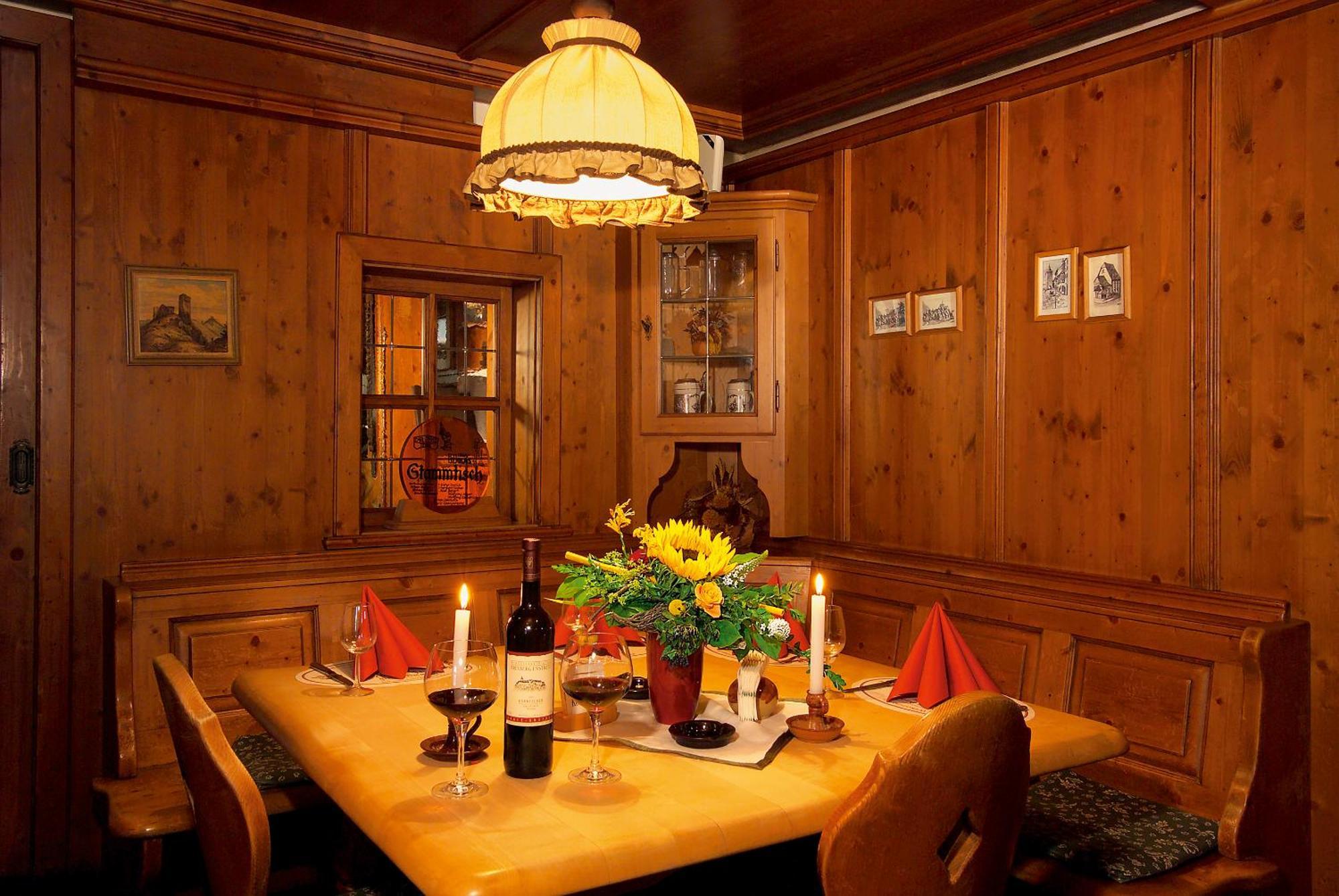 Altdeutsches Gasthaus Roter Hirsch Jena Esterno foto
